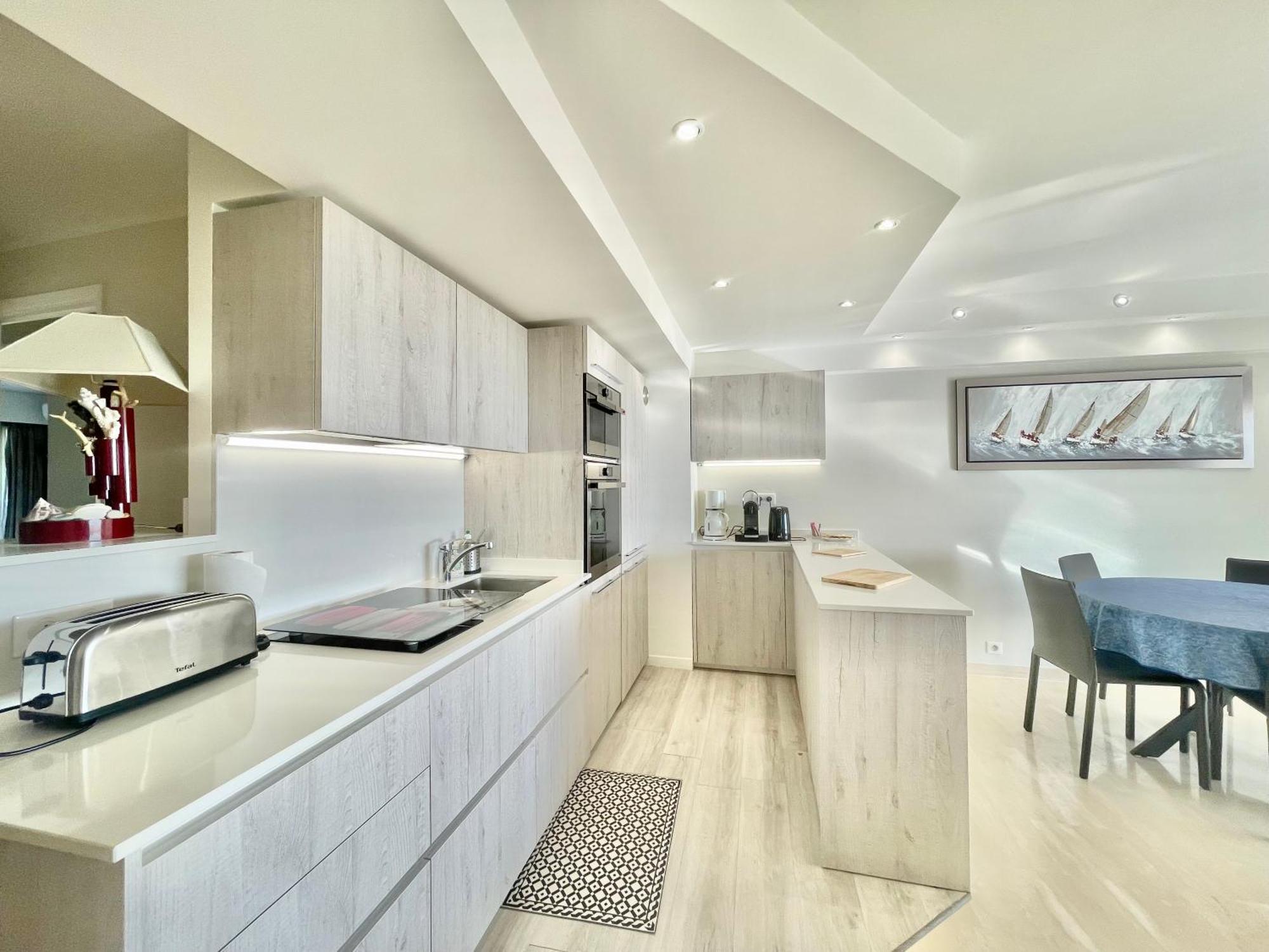 Vezelay, By Welcome To Appartement *